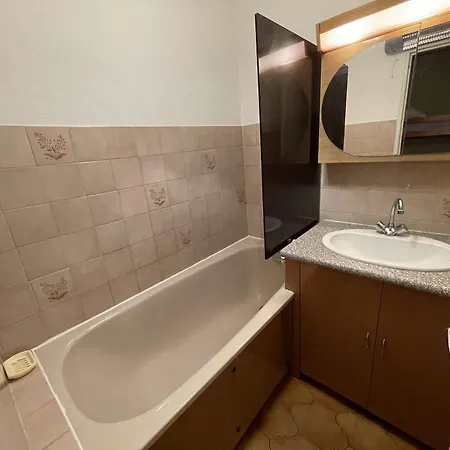 150 M De La Plage, Vue Et Pinede... 公寓