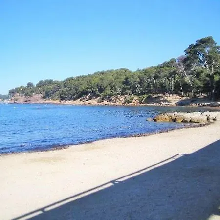 150 M De La Plage, Vue Et Pinede... 公寓