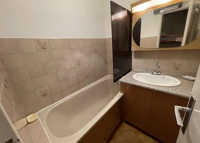 150 M De La Plage, Vue Et Pinede... Apartman